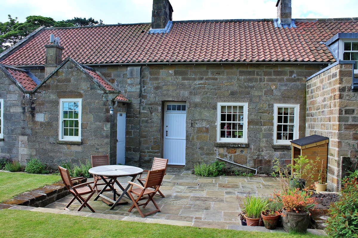 Ingleby Manor - Courtyard Cottage