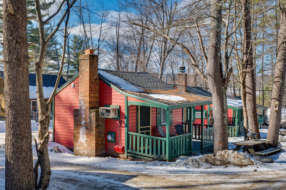 Laconia Studio w/ Porch - Near Weirs Beach!