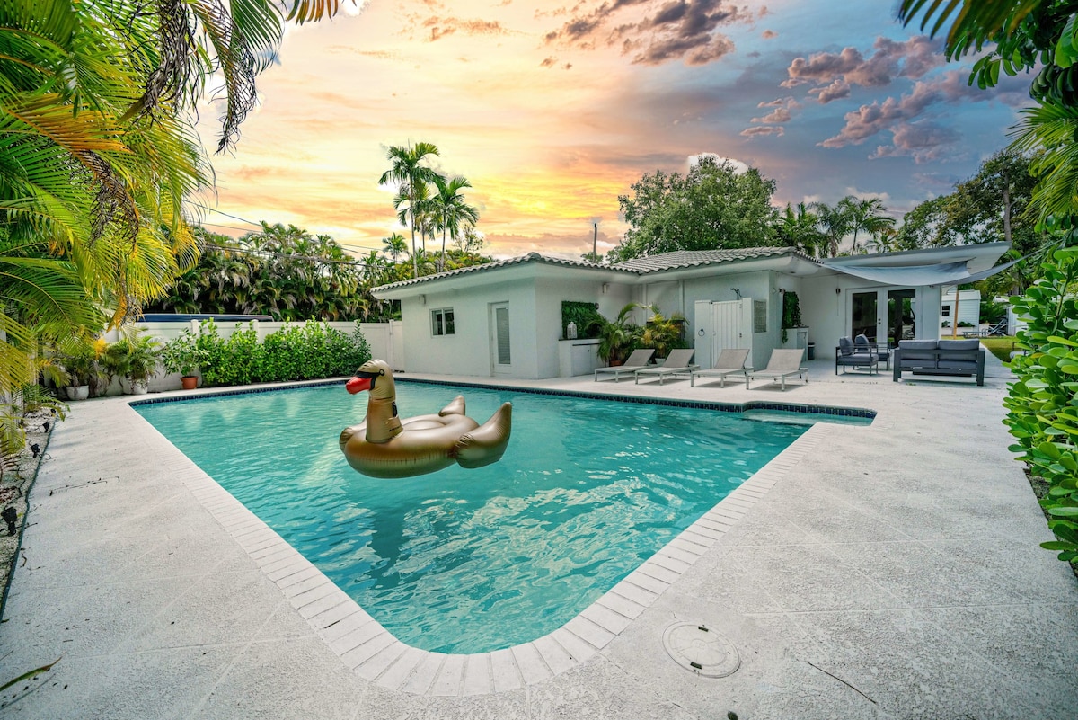 New Villa Paradiso 15 Minutes from Miami Beach