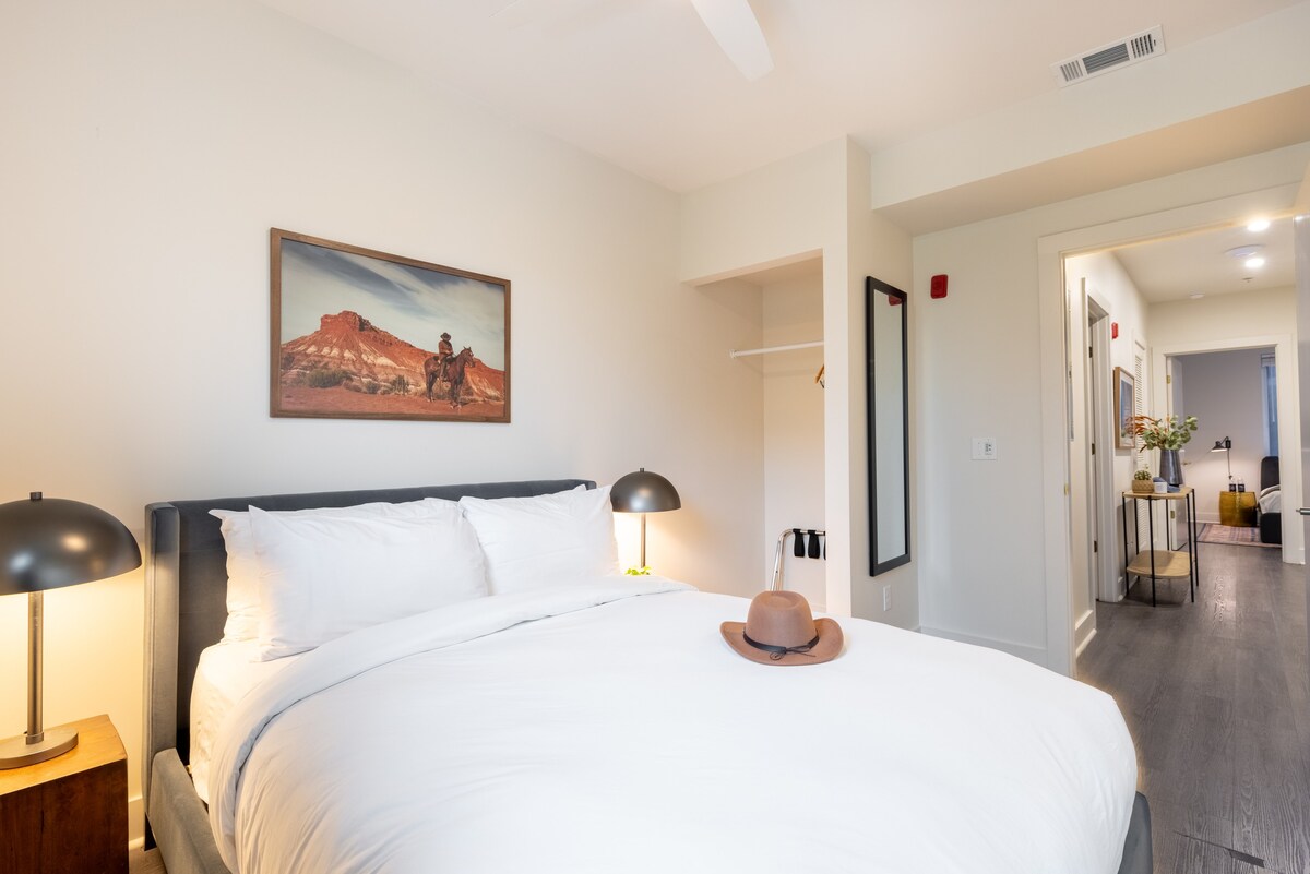 Outrider | Group Travel | Sleeps 48 in DT
