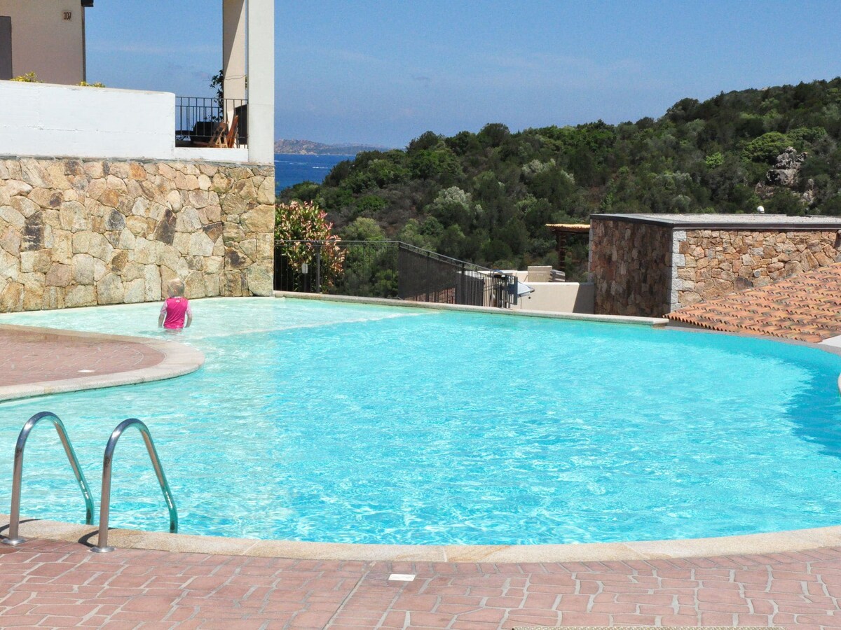 Elegant apartment near Baja Sardinia Beach