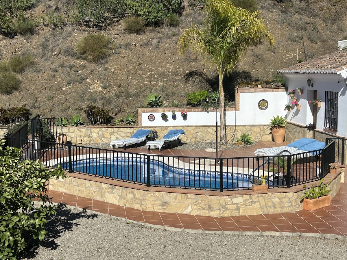 Casa Verano with pool and terraces