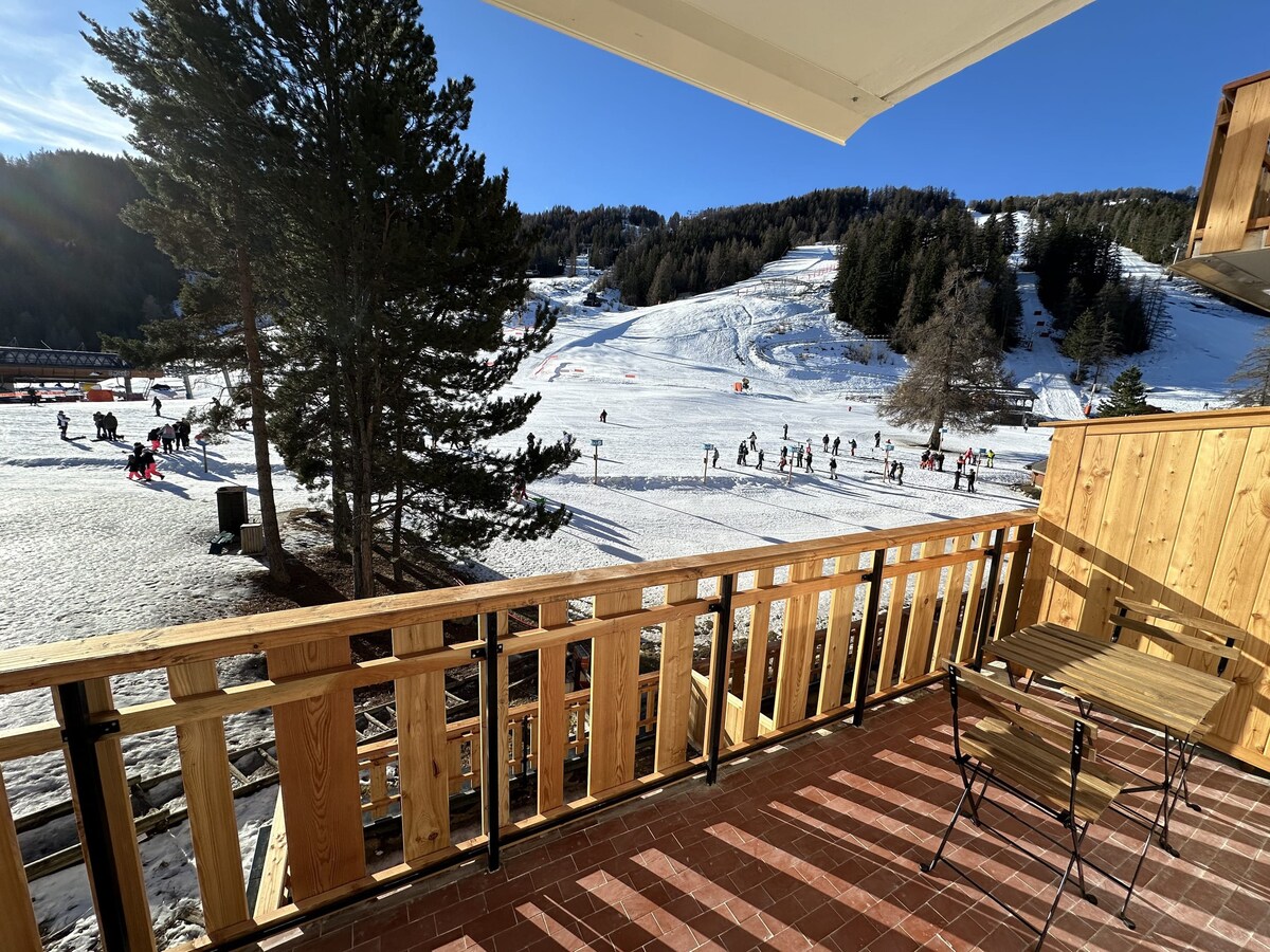 Apartement 10 m away from the slopes for 5 ppl.
