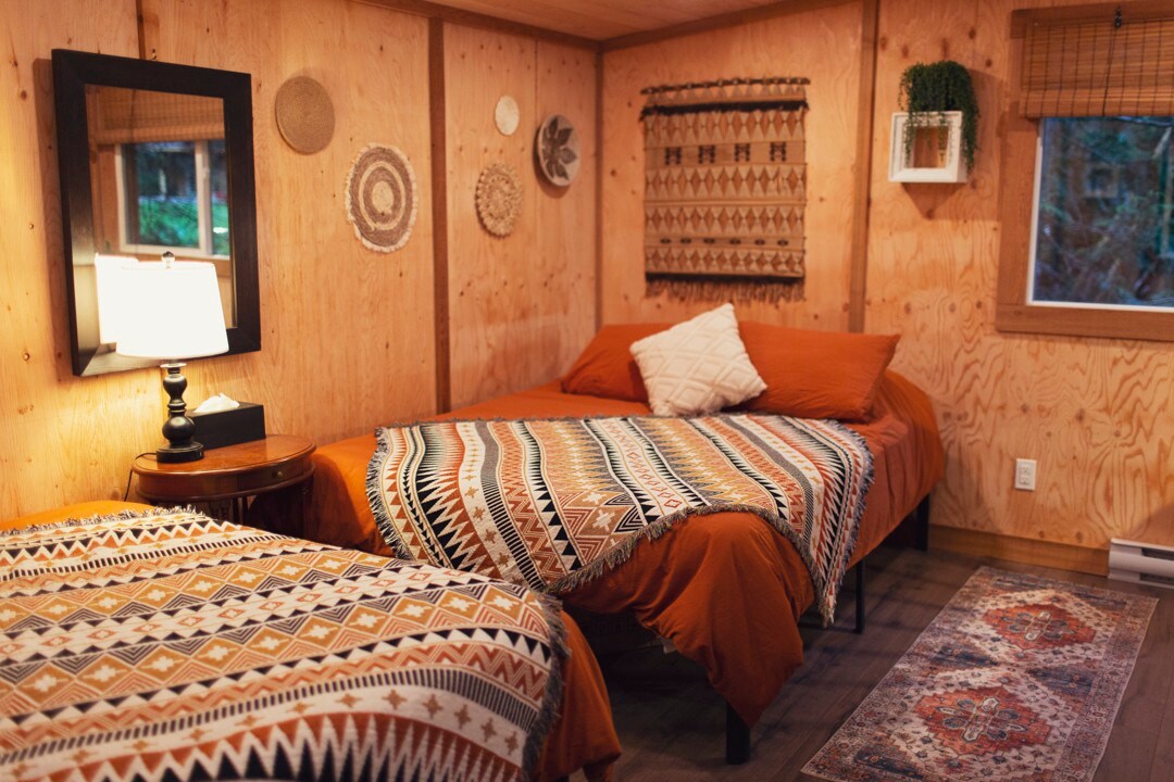 Heartwood Hemlock Cabin (Cabin 1)