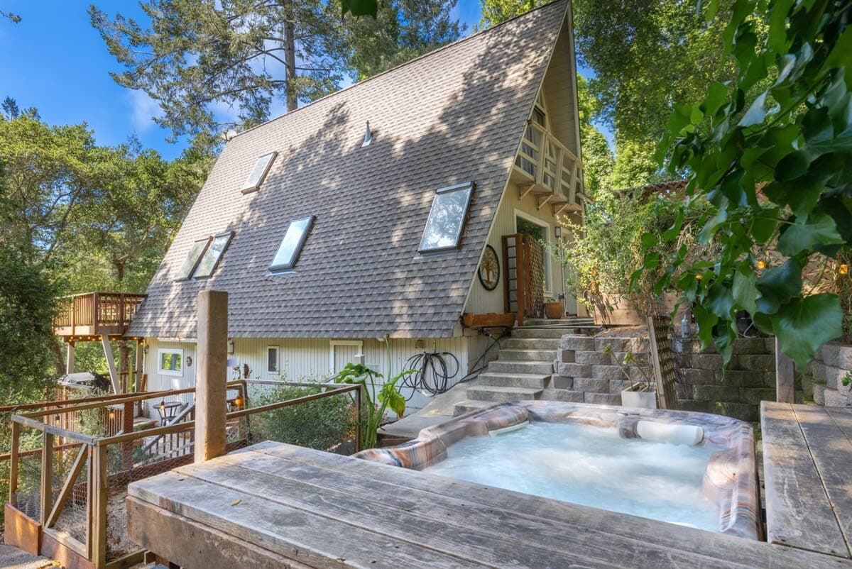 Majestic A-Frame in the Redwoods - with Hot Tub!
