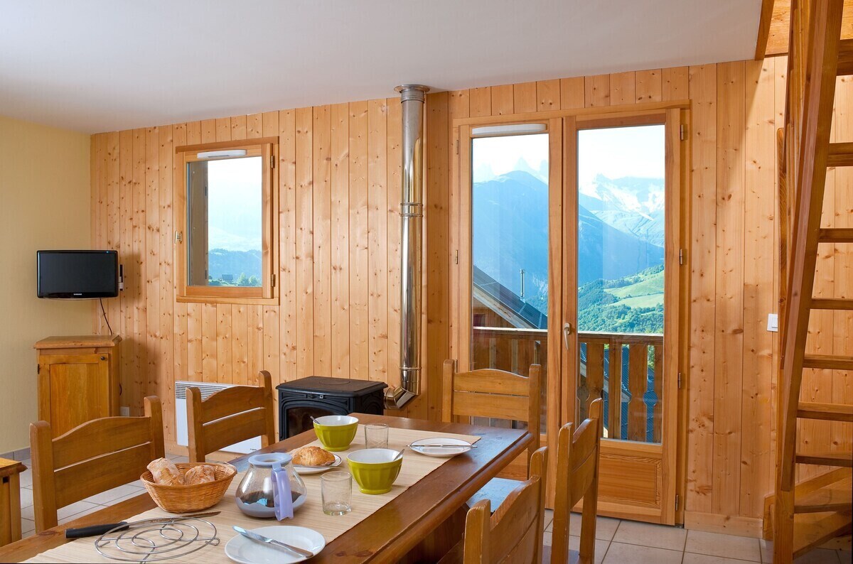 Sunlit Stays - Amazing Balconies & Alpine Views