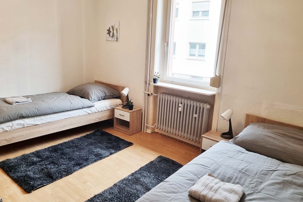 OF10a 3-Zimmer Apartment mit Terrasse