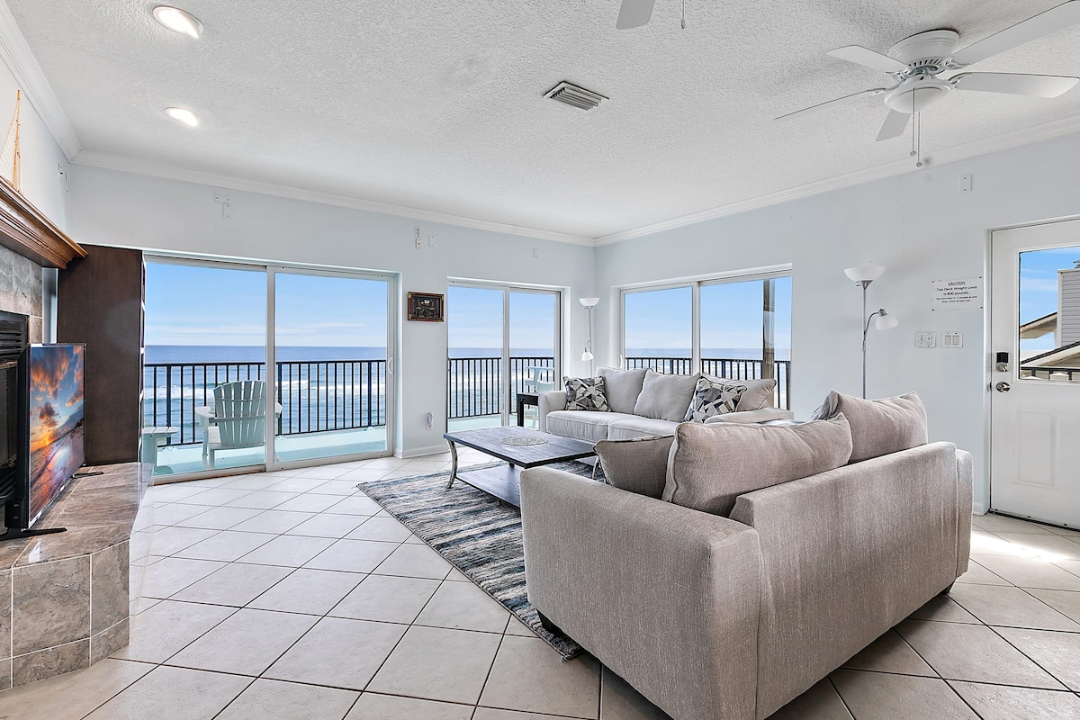 Dolphin View | Wren Beach Rentals by Portoro