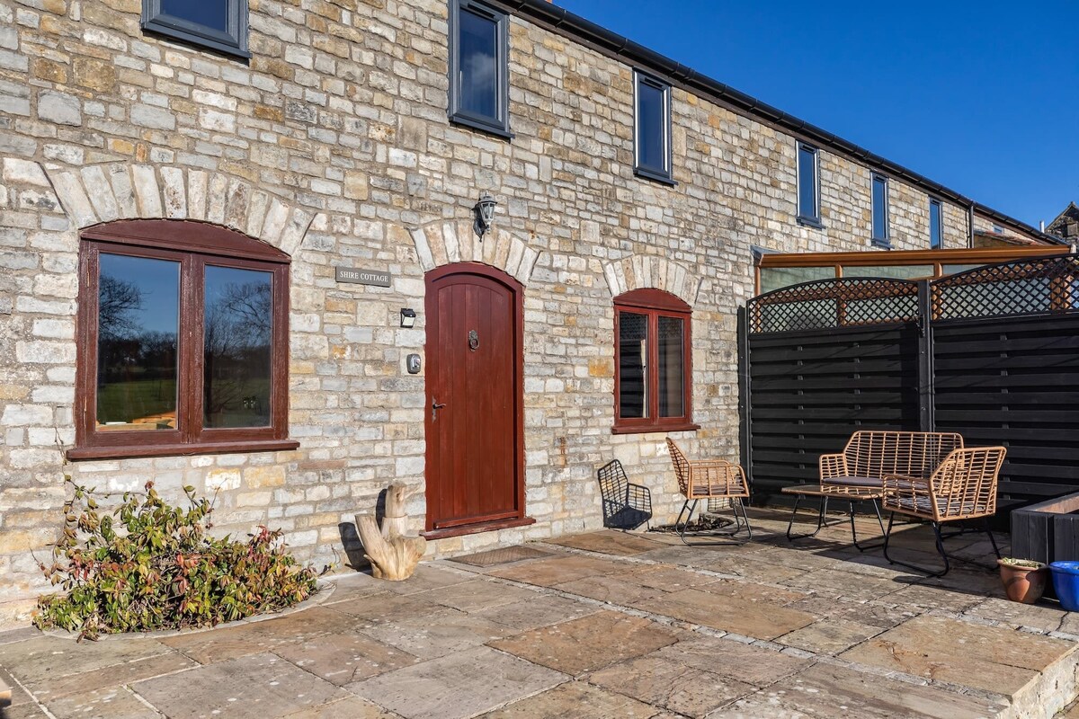 Beautiful Cottage in Idyllic Somerset Countryside