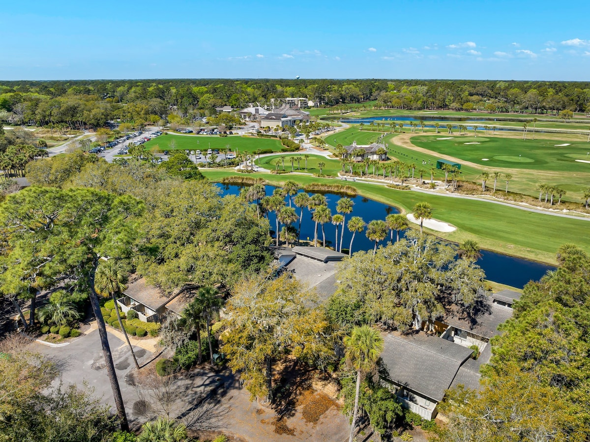 Scenic Fairway Views | Walk to the Beach