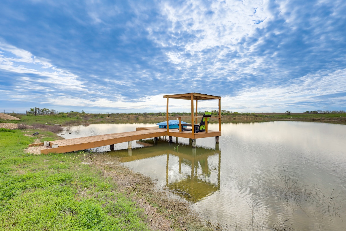 Texas Farmhouse on 14 Acres w/ Pond Access!