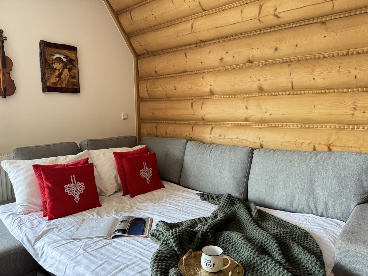 Two-bedroom mountain view apartment in Zakopane