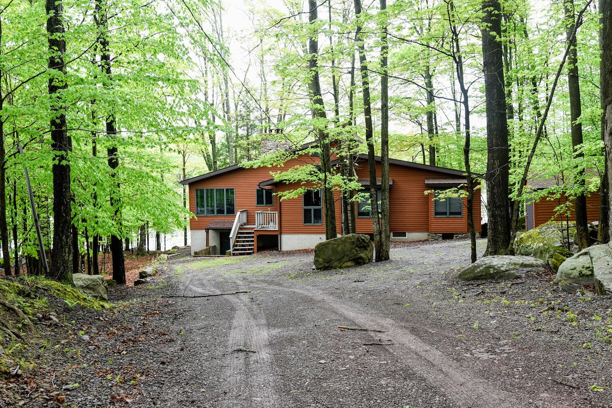 Riggins Family Hideout in the Poconos Mountains