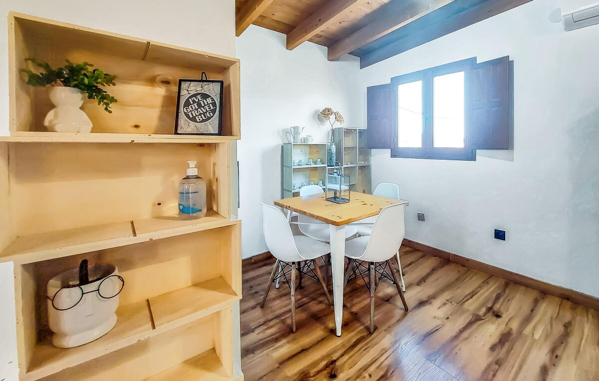 Beautiful (sta)caravan in Xàtiva with kitchenette