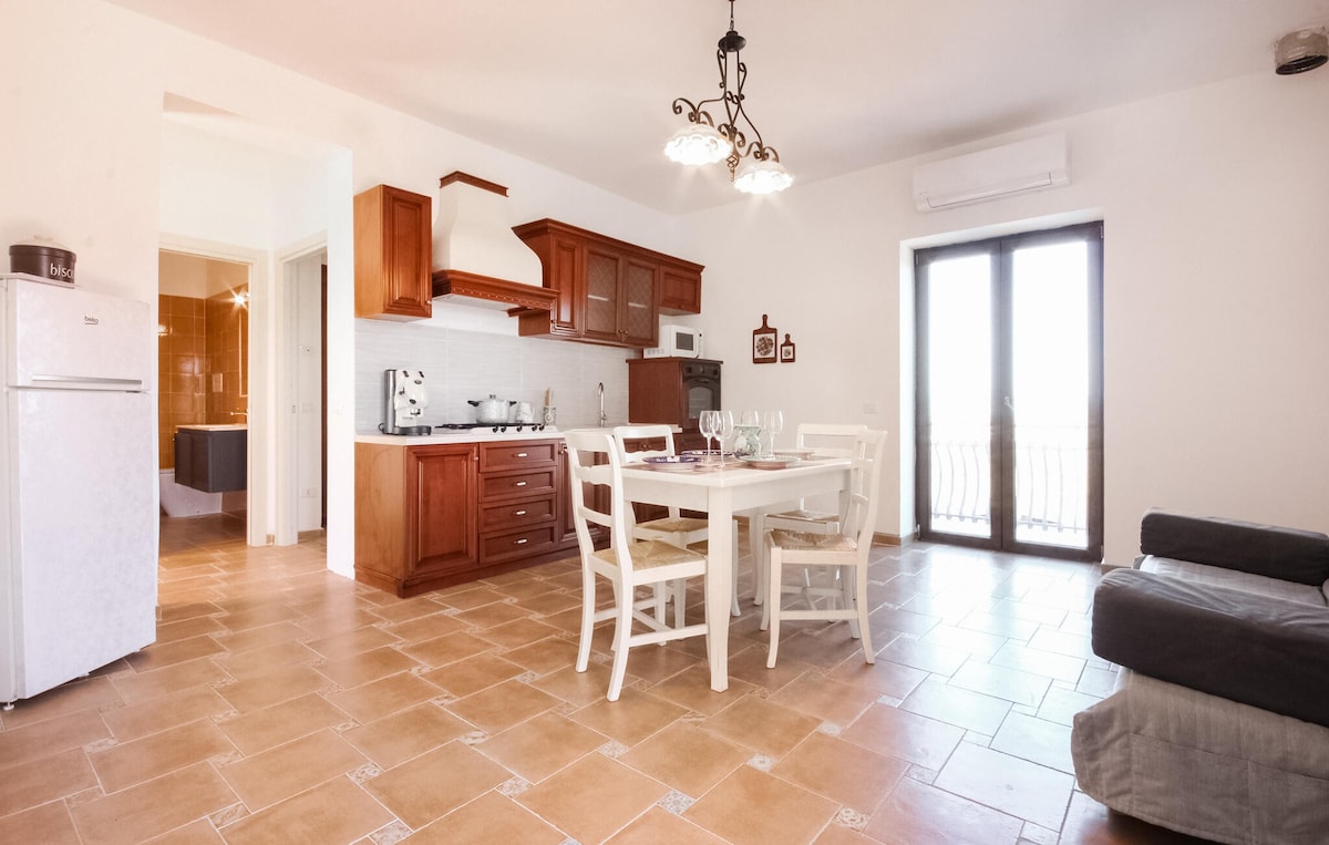 Amazing apartment in Perdifumo with kitchen