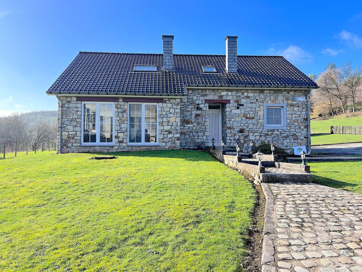 Ardennes group house with fireplace and garden