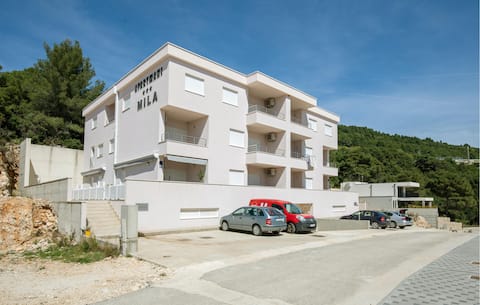 1 bedroom beautiful apartment in Komarna