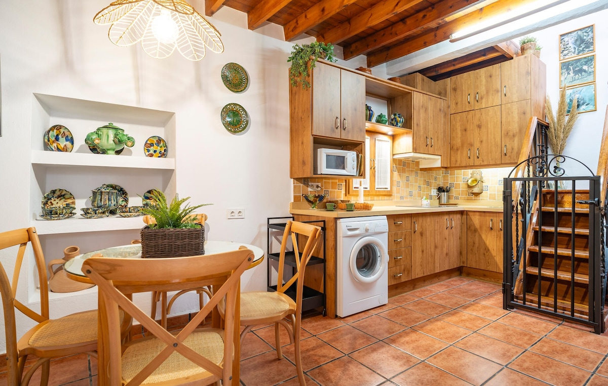 Cozy apartment in Hortichuelas with kitchenette