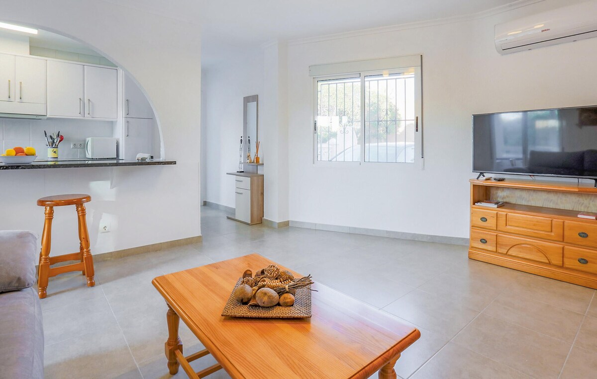 Amazing apartment in Orihuela with WiFi