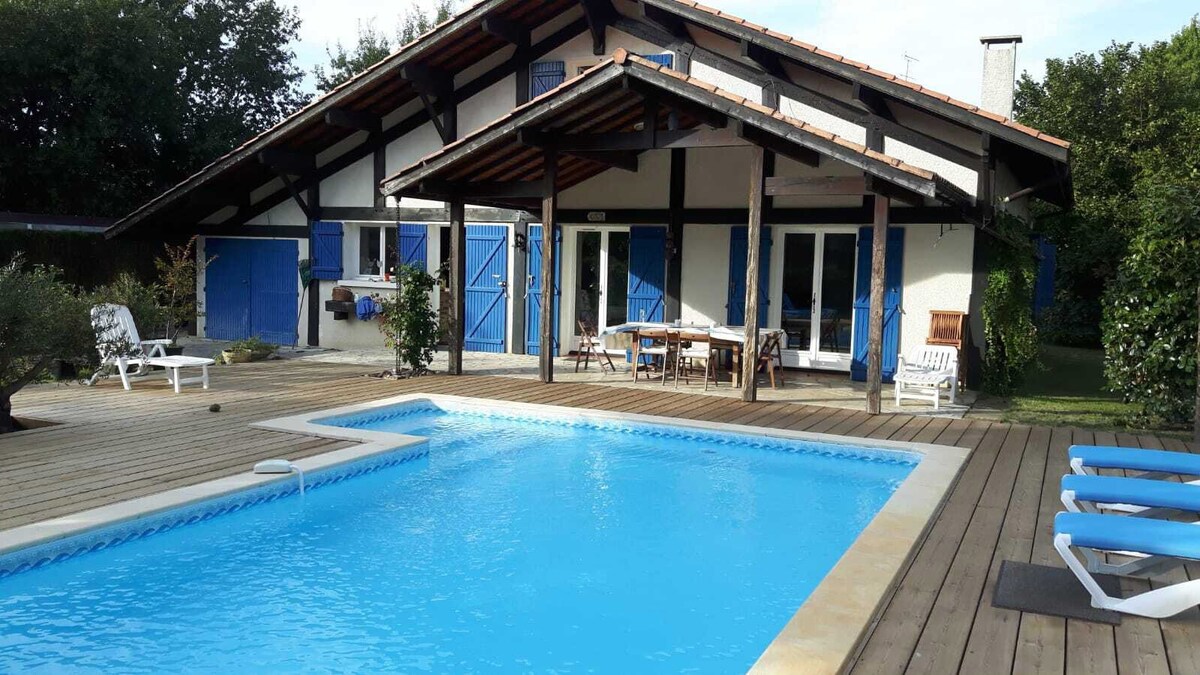 Charmante maison avec piscine à Andernos-les-Bains