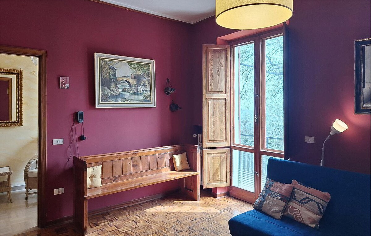 4 bedroom lovely apartment in Montefelcino