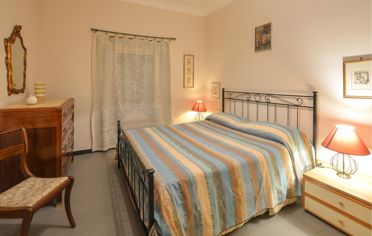 2 bedroom gorgeous apartment in Genova