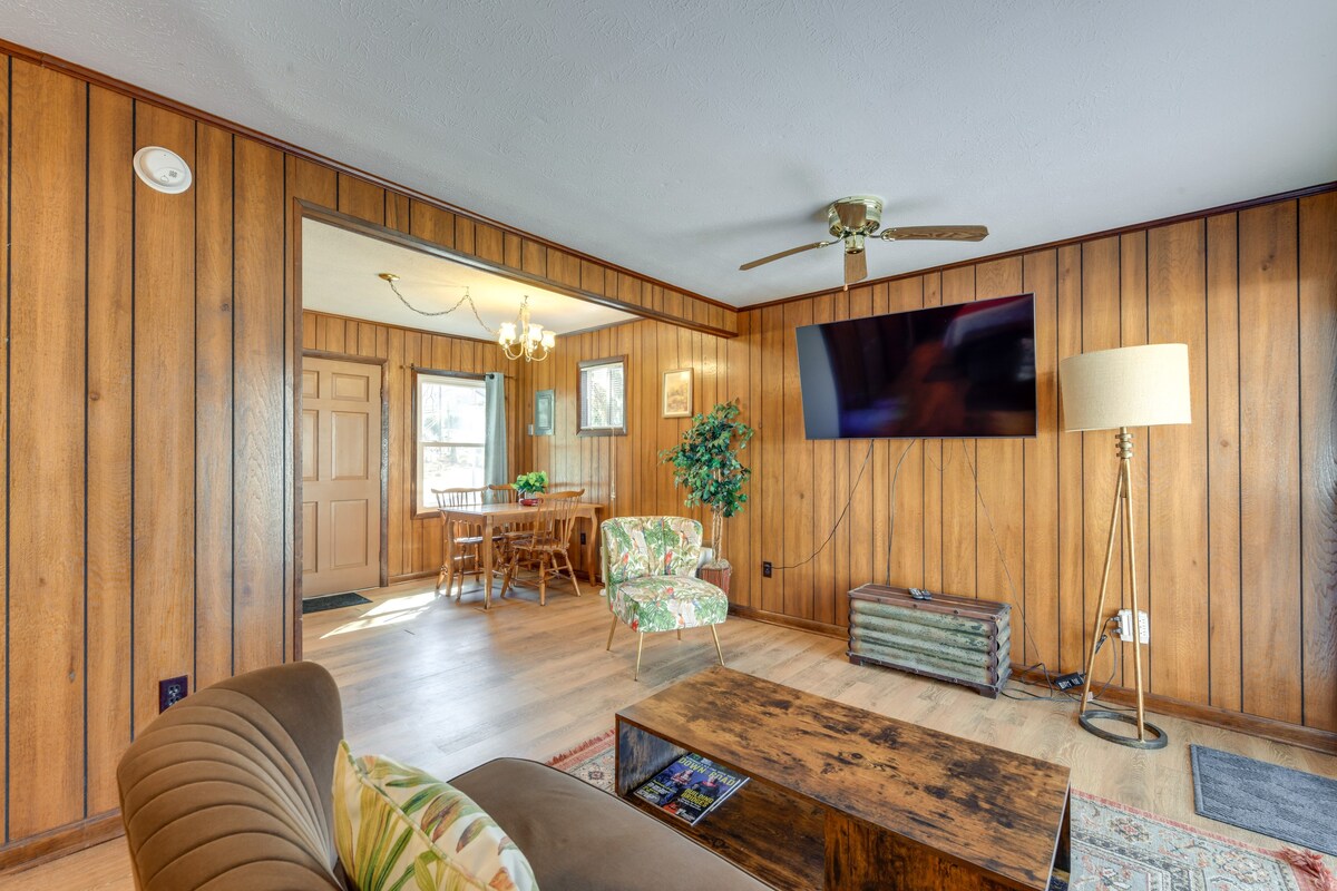 Maggie Valley Studio Cabin ~ 14 Mi to Nat’l Park