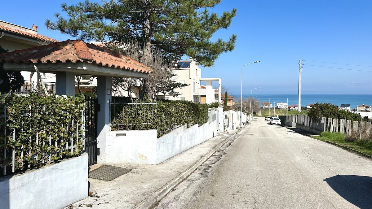SE055 - Montemarciano, huge sea view apartment