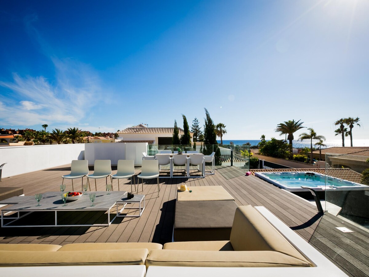 令人惊叹的Palm Mar别墅私人泳池