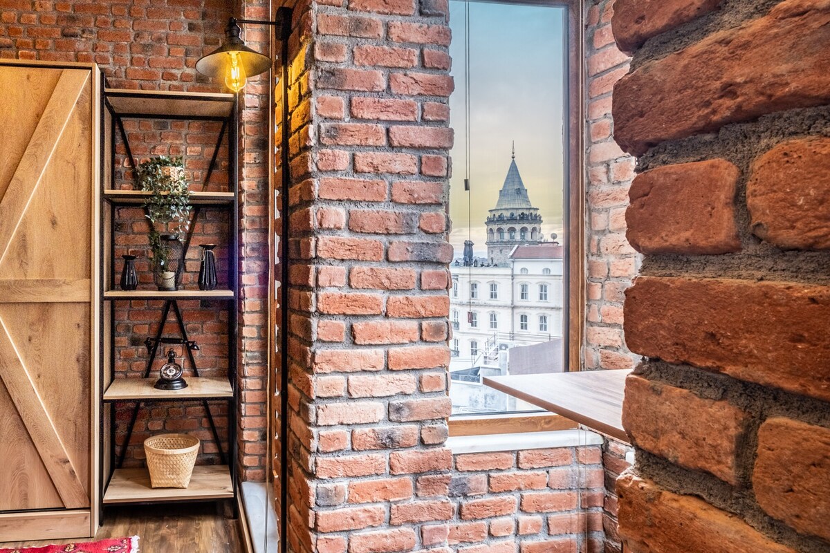 Flat with Galata Tower View near Sishane Metro