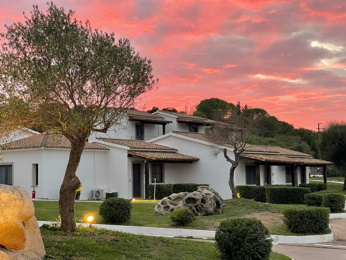 Villetta Santa Teresa near Olbia with Pool