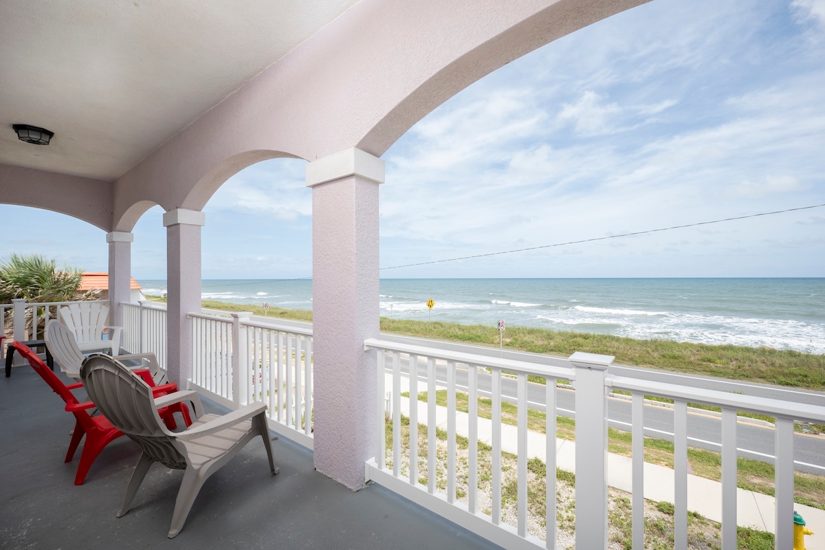 Wave Runner | Ocean Front, Steps to the Beach!