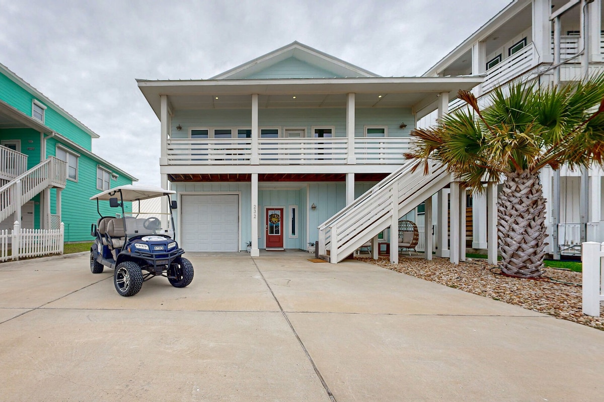 RD232 Huge Beach Home with Golf Cart and Boardwalk