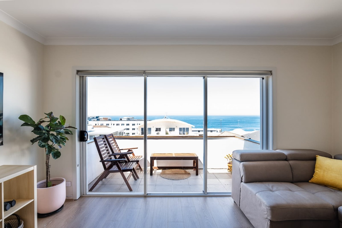 Stunning Maroubra Beachview Apt with Parking