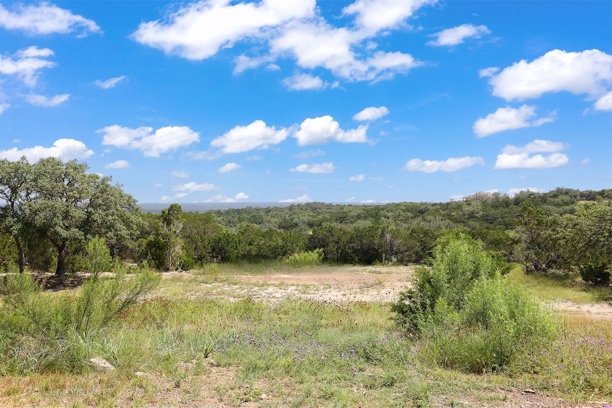 2 Serene Hill Country Casitas~Scenic View~Patio