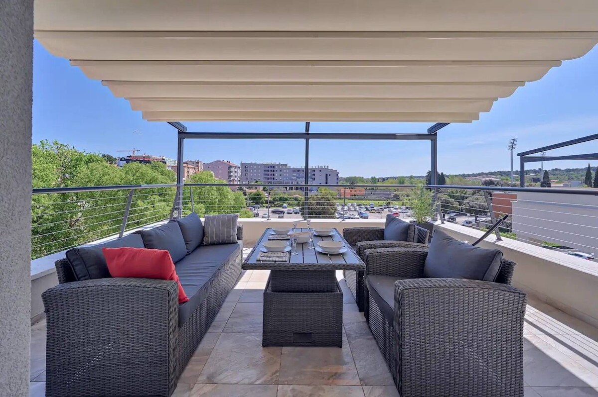 La Terrazza (New APT+parking)