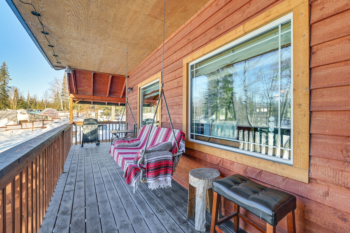 Cozy Kenai Abode w/ Private Deck: 5 Mi to Ocean!