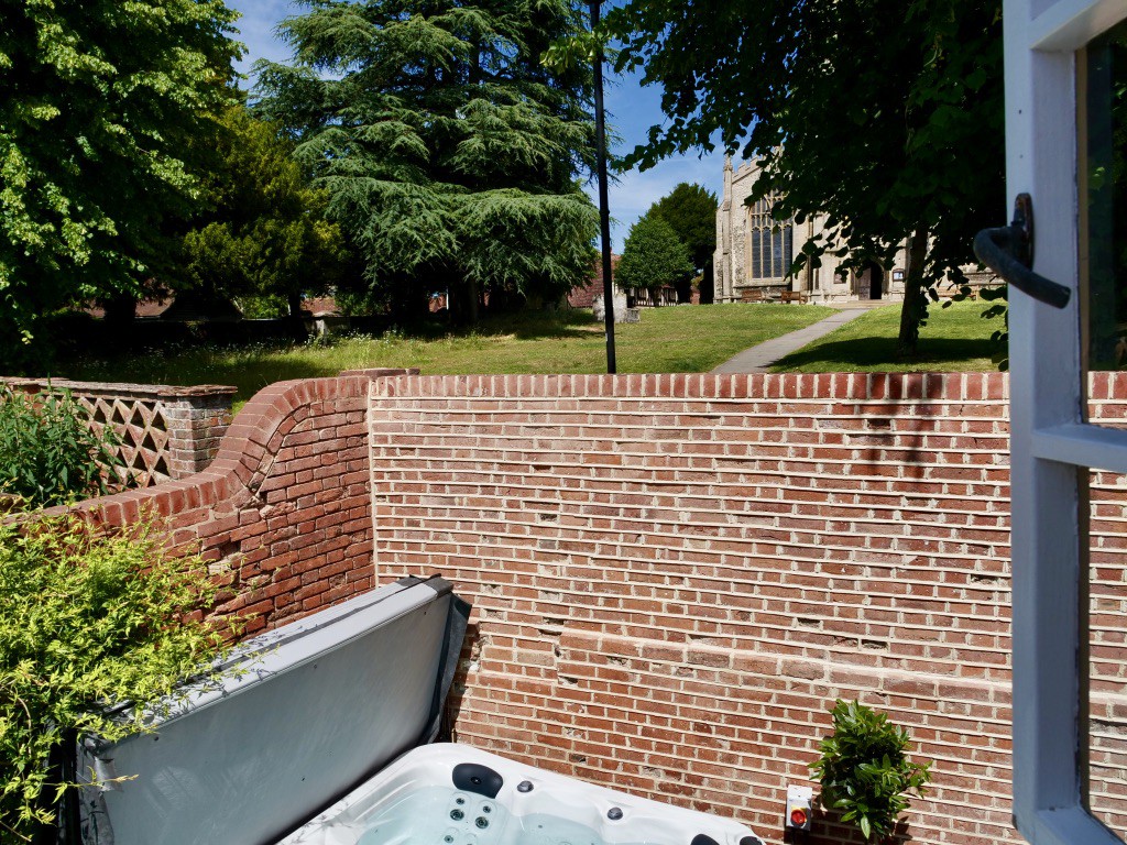 Luxury 3 Bed Manor House HotTub Cinema