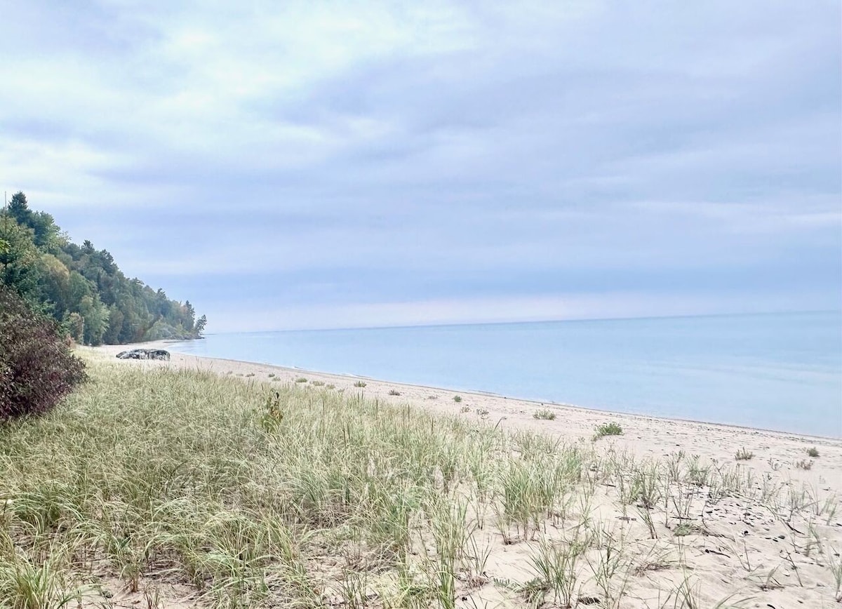 Huron Shores Hideaway- Just listed! On Lake Huron