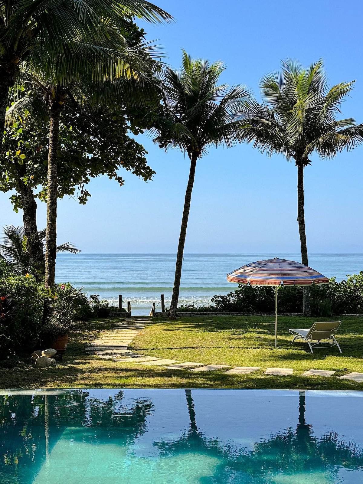 Casa Pé na Areia na Praia da Lagoinha em Ubatuba