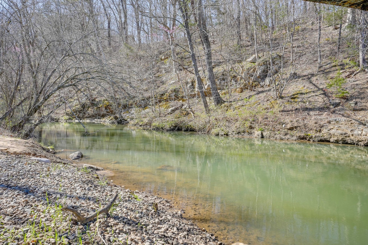 ‘Eagle’s Nest’ Studio in Rising Fawn: Creek Access