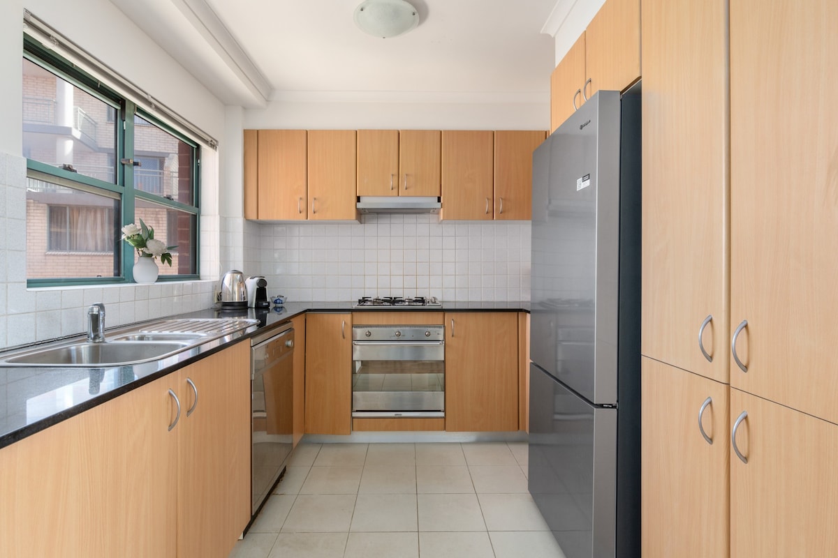 Spacious 3-Bed with Alfresco Dining by Amenities