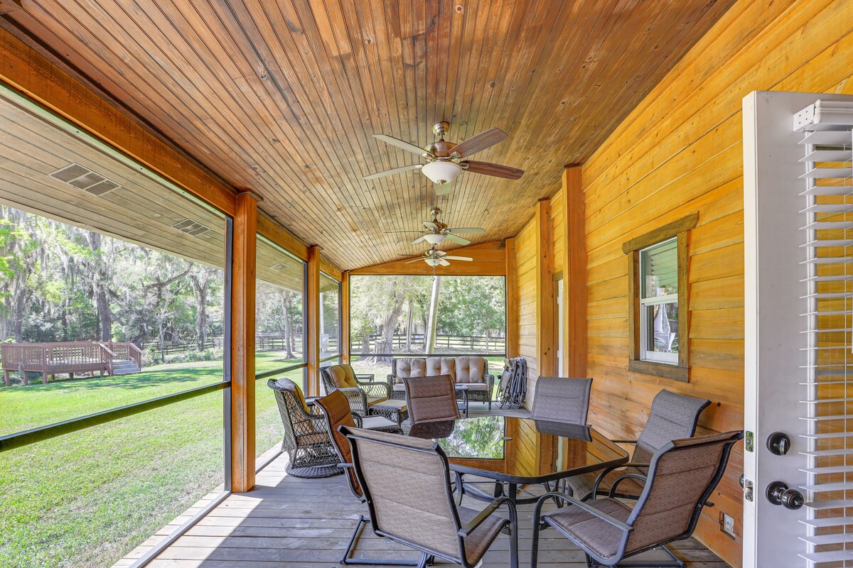Tranquil Suite w/ Porch < 2 Mi to Cedar Lakes!