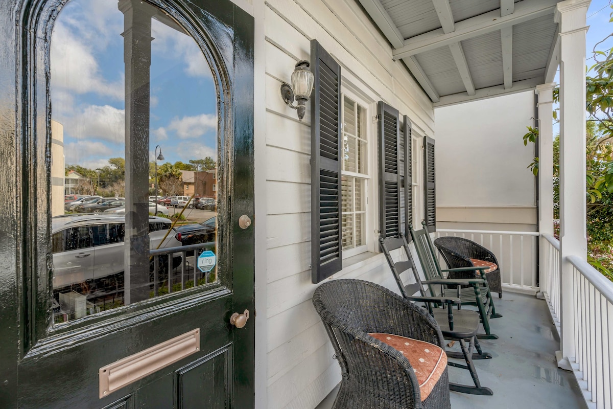 NEW! Antique Charm: Downtown Beaufort Home