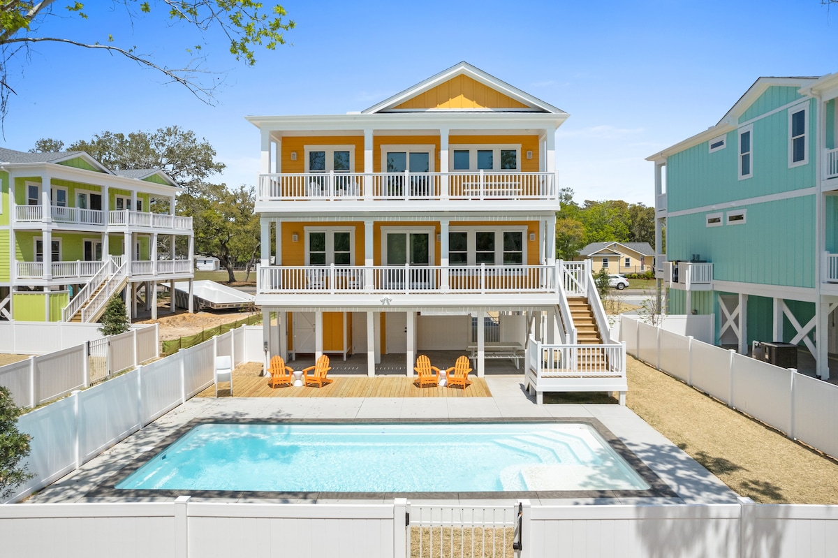 Orchards Tangerine on Oak Island with heated Pool