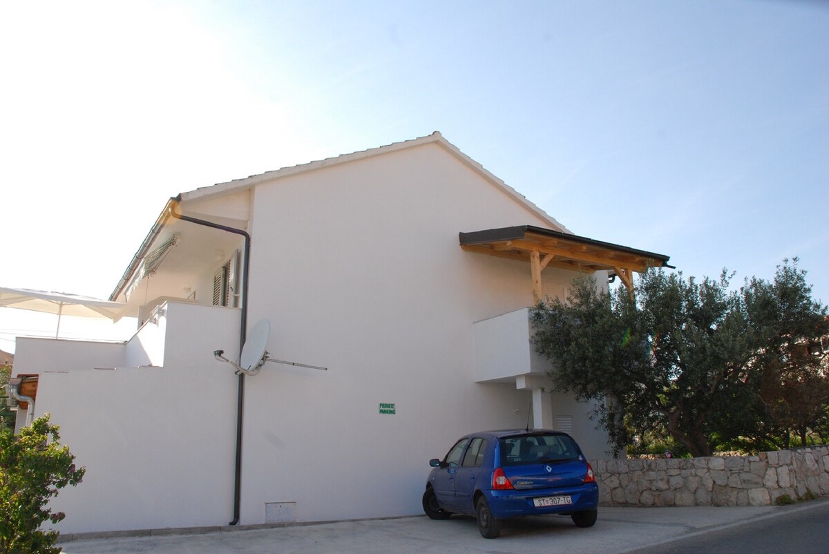 AS-11936-a Studio flat with terrace Hvar