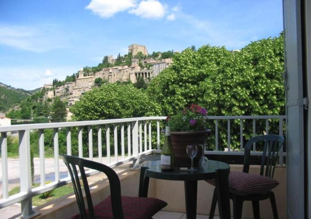 Drôme Haven: Cozy Flats near Thermal Baths