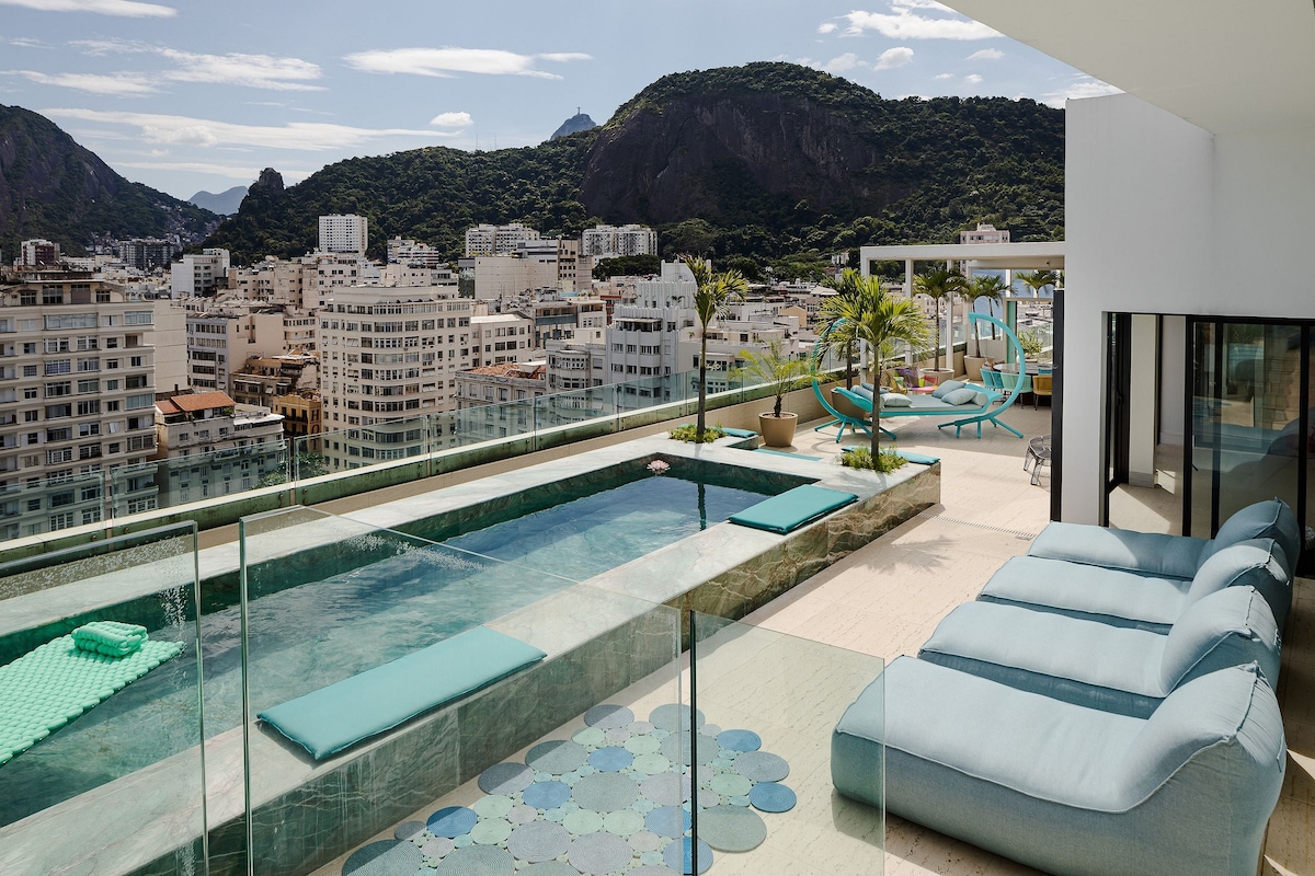 Rio001 - Breathtaking beachfront penthouse
