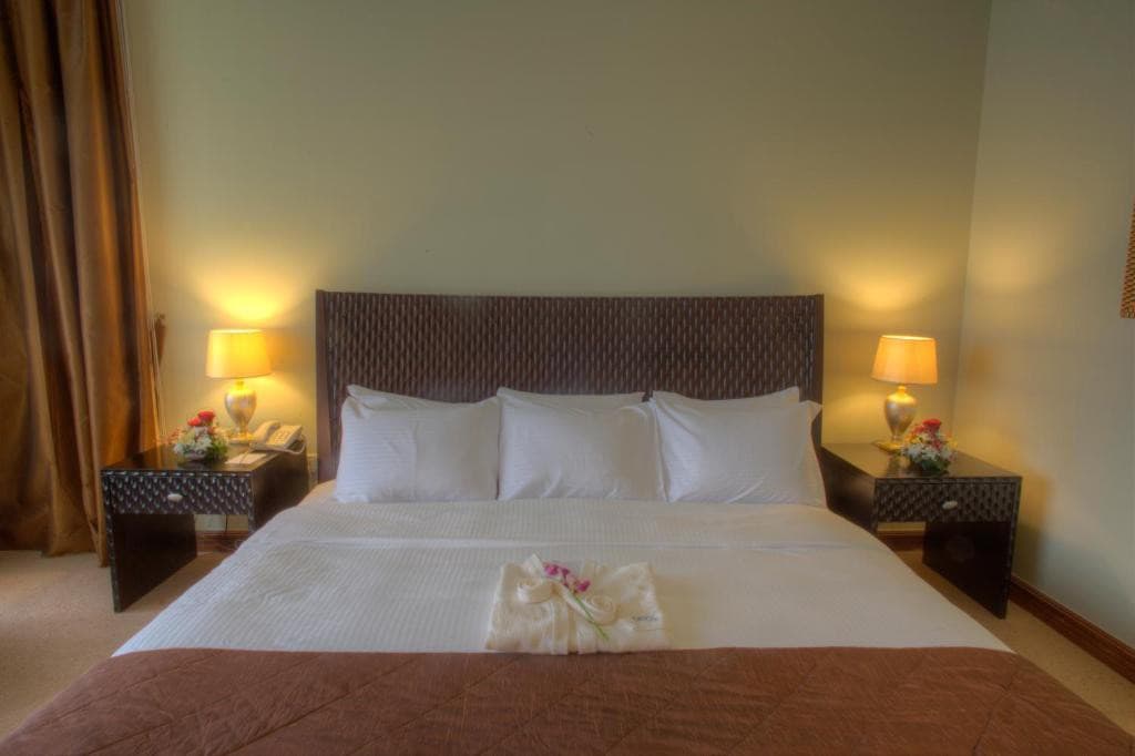 Deluxe Room Near Corniche Beach By Luxury Bookings
