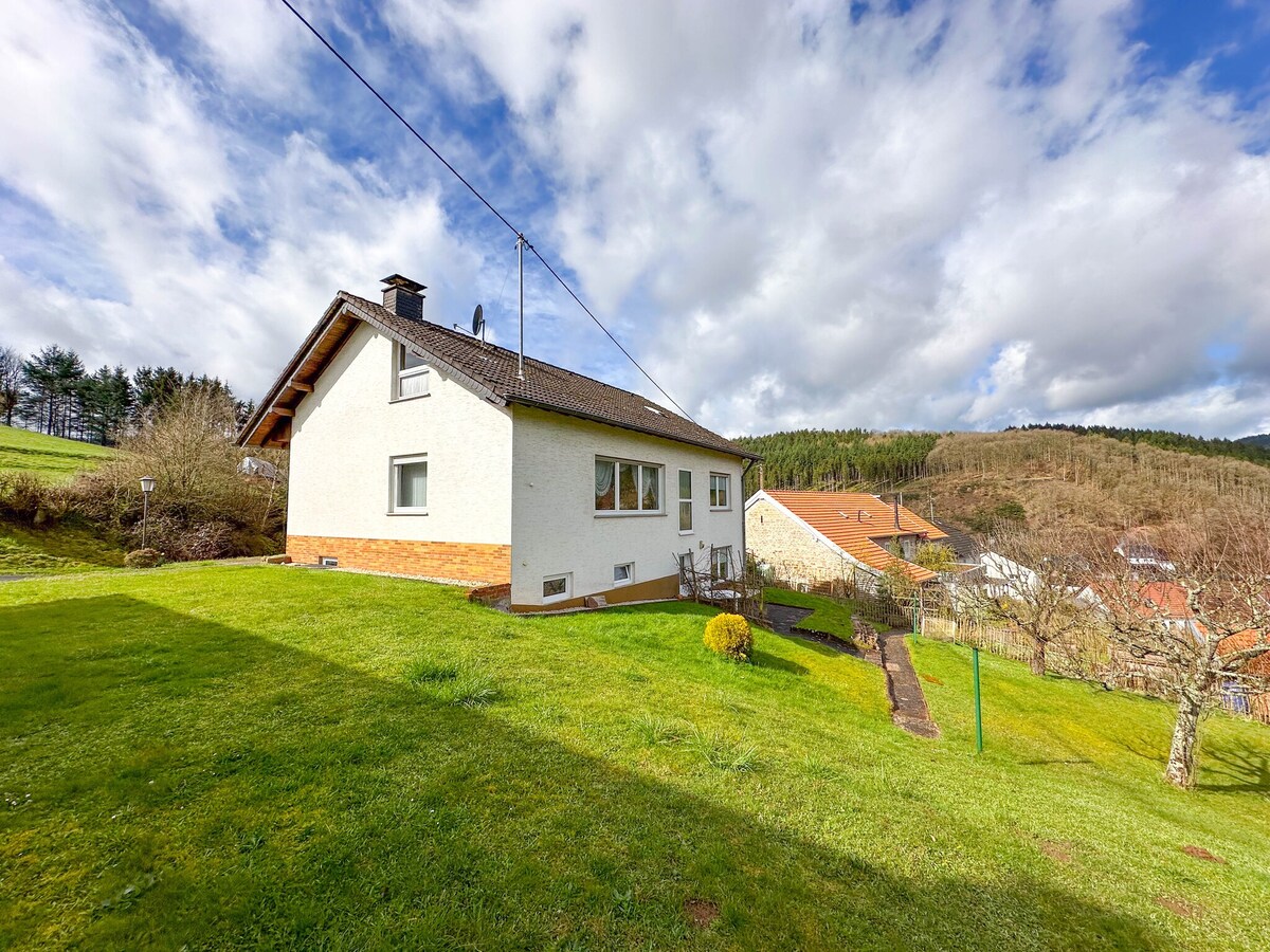 Beautiful detached house with lovely views